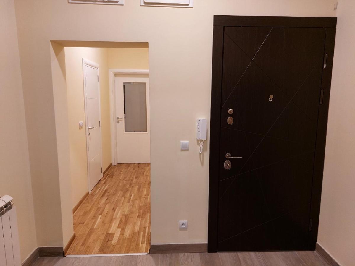 Jez Lägenhet Belgrad Exteriör bild