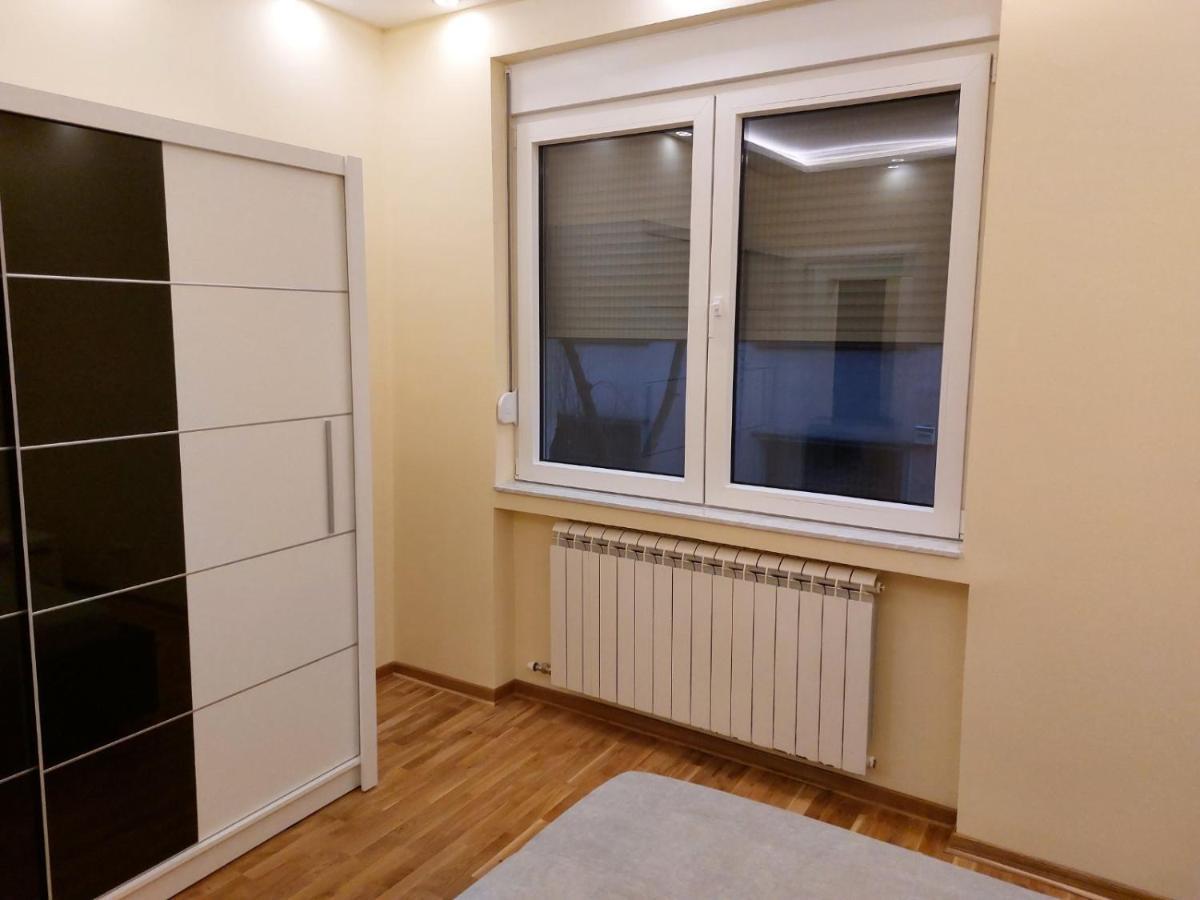 Jez Lägenhet Belgrad Exteriör bild